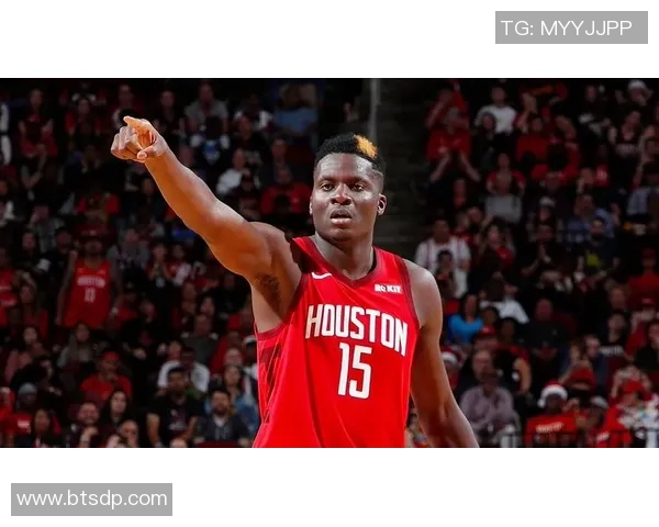 克林特卡佩拉：从默默无闻到NBA篮板王的奋斗历程与成就